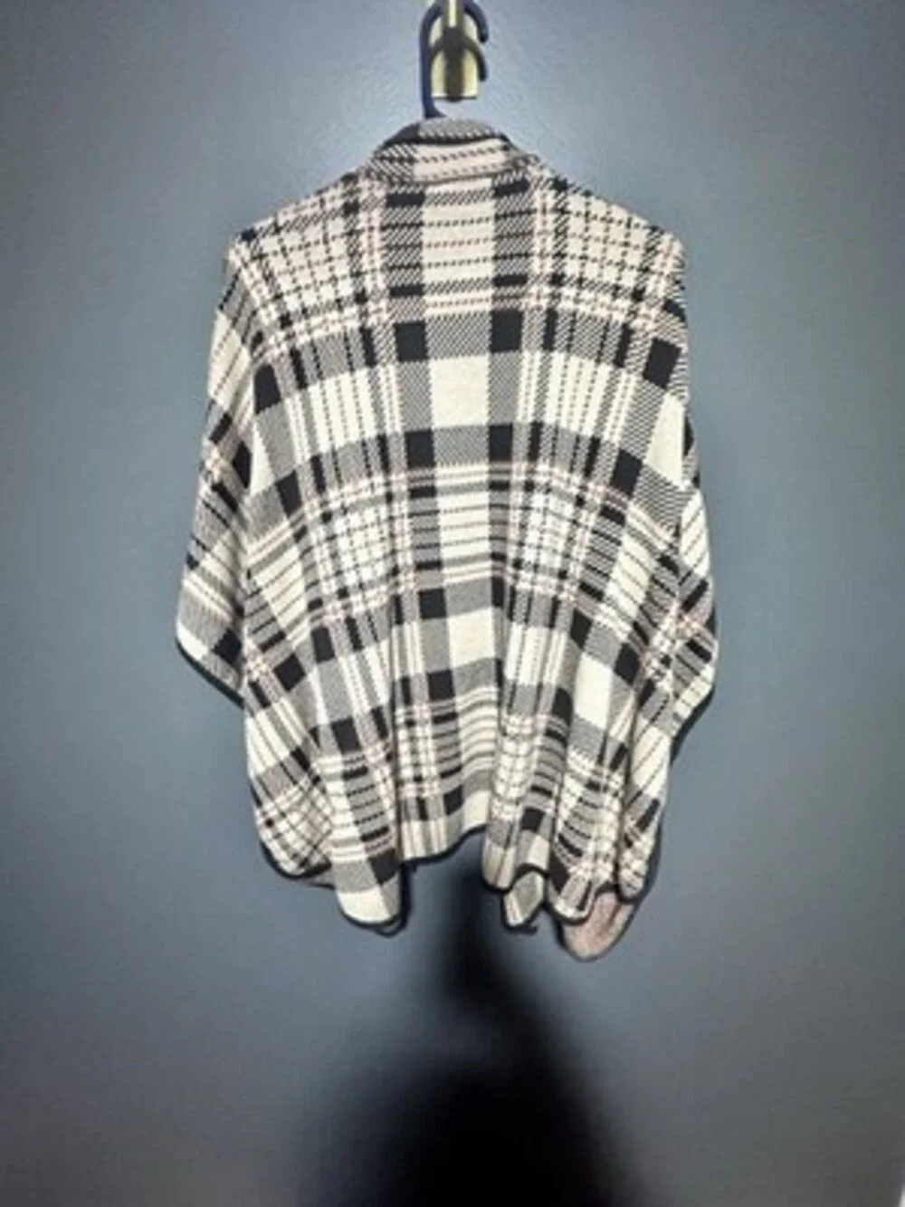 Jones New York Signature Plaid Zip Front Cardigan Sweater L/XL Tan Black Brown - Picture 2 of 3